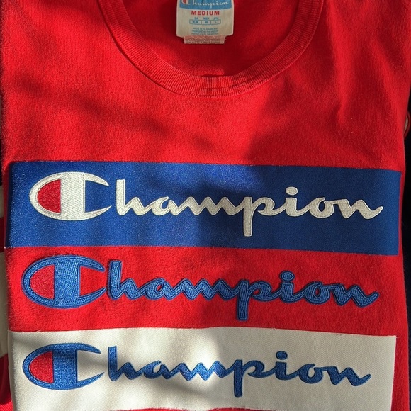 Champion embroidered men’s tee size medium - Picture 5 of 6